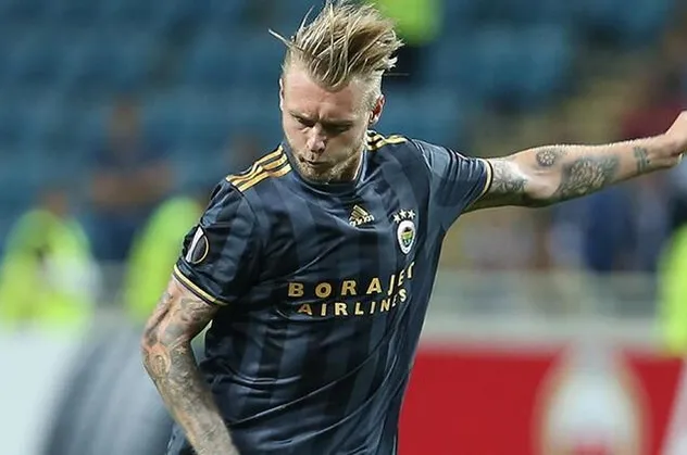 Transferde son dakika gelişmesi: Simon Kjaer İstanbul'da!