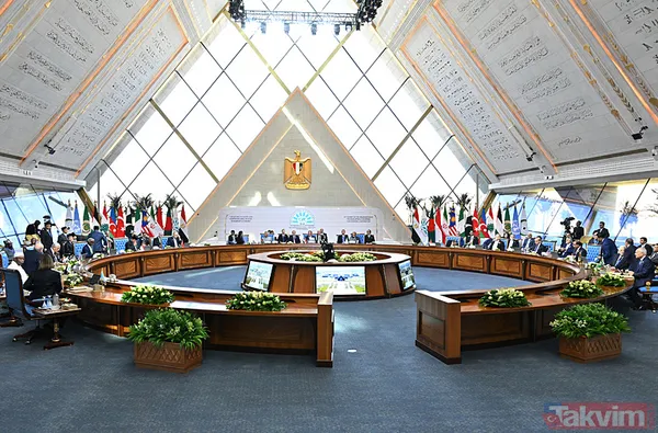 Kahire'de D-8 zirvesi! Sisi ve liderler Başkan Erdoğan'ı ayakta karşıladı - 5