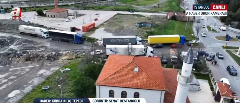 fatih-sultan-mehmetin-emaneti-chpli-ibbnin-moloz-dokum-sahasi-haline-geldi-1772024637300.jpeg Fatih Sultan Mehmet'in emaneti CHP'li İBB'nin moloz döküm sahası haline geldi-5