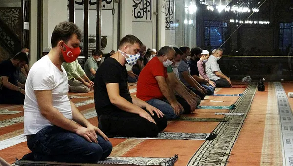 kapanma-doneminde-camiler-acik-olacak-mi-cuma-teravih-ve-vakit-namazlari-camide-kilinacak-mi-prof-dr-ali-erbas-acikladi-1619610941905.jpg Kapanma döneminde camiler açık olacak mı? Cuma, teravih ve vakit namazları camide kılınacak mı? Prof. Dr. Ali Erbaş açıkladı-5