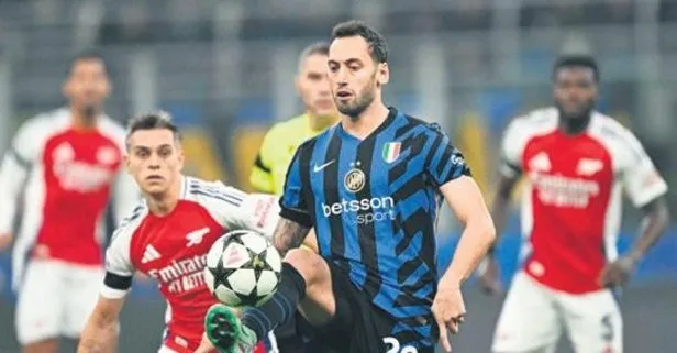 Hakan Çalhanoğlu 15 puanla 20. sırada