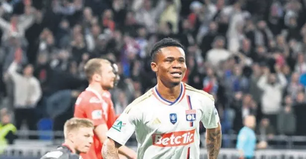 Trabzonspor Gift Orban’ı transfer etmek için büyük uğraş veriyor