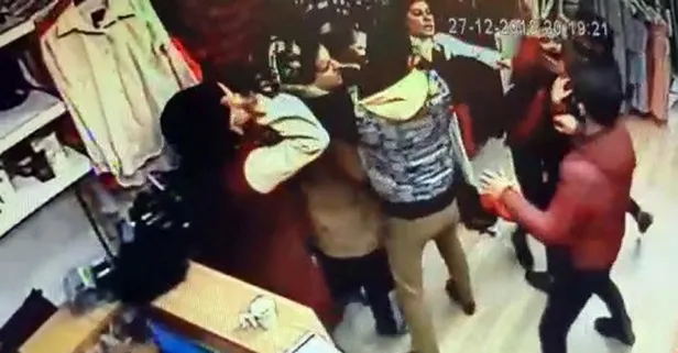 Kadınların uçan tekmeli kavgası kamerada