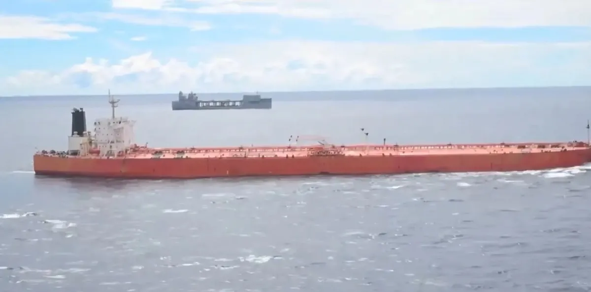 abdden-yaptirimli-gemiye-helikopterli-baskin-irandan-sert-misilleme-tehdidi-bu-silahli-deniz-haydutlugudur-1776797675195.jpeg ABD'den yaptırımlı gemiye helikopterli baskın! İran’dan sert misilleme tehdidi: "Bu silahlı deniz haydutluğudur"-4