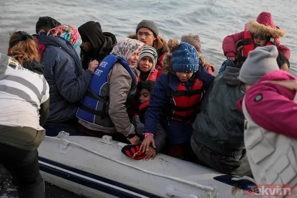 Ajanslar son dakika olarak duyurdu: İşte Yunanistan'a ulaşan göçmen botları - 39