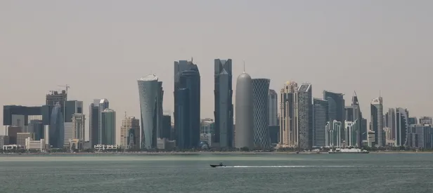 Katar ile diplomatik ilişkileri kestiler