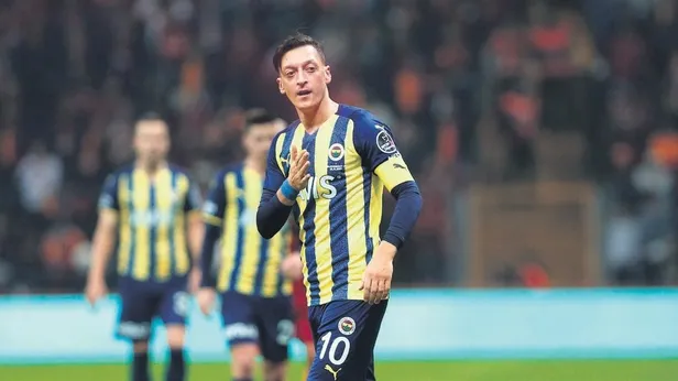fenerbahcede-ayriligi-an-meselesi-olan-ozan-tufan-besiktas-ile-temas-halinde-1650585278050.jpeg