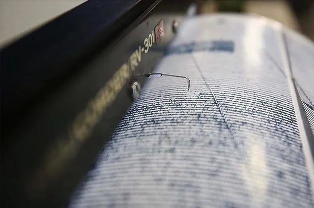 İran'da korkutan deprem: 5,6 ile sallandı!