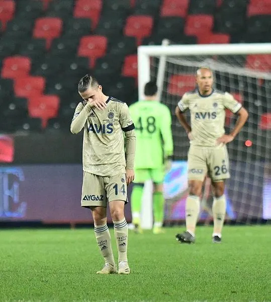 fenerbahce-icin-subat-ayi-dert-ayi-son-iki-sezonda-ciddi-kayiplar-yasadi-1614006089461.jpeg Fenerbahçe için şubat ayı dert ayı! Son iki sezonda ciddi kayıplar yaşadı..-3