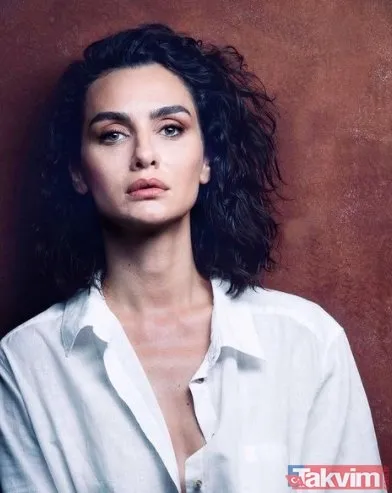 Müge Anlı da lepiska saçlarıyla '20'li yaşlar challenge' akımına uydu! Güzelliğiyle mest eden Müge Anlı'nın gençliği ve Esra Erol... - 6