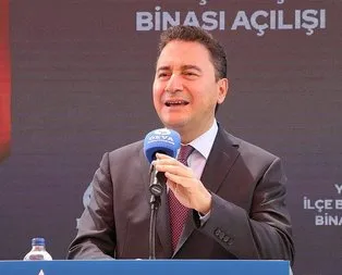 Ali Babacan’ın SMS demokrasisi