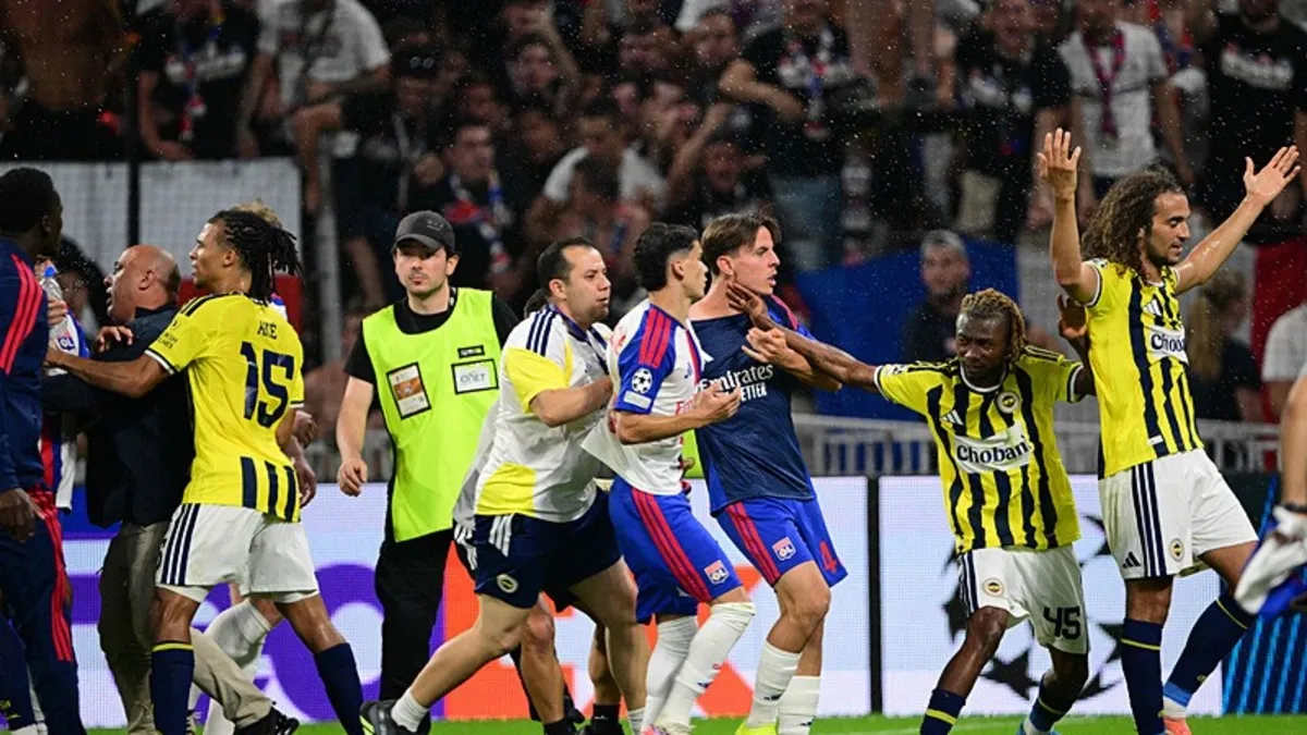 Fenerbahçe açıkladı! UEFA'dan iki yıldız isme soruşturma