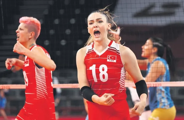 ceren-turkiyeyi-aglatti-en-buyuk-hayali-voleybolcu-olmakti-hayalin-gercek-oldu-1689801561806.jpeg