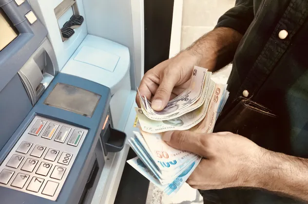 Memur maaşları bayramdan önce yatacak mı 2022? Memur maaşları erken ödenecek mi? Milyonlarca kişiyi yakından ilgilendiriyor!