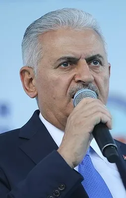 Başbakan: PKK'ya sırtını verenlerle yürüdün