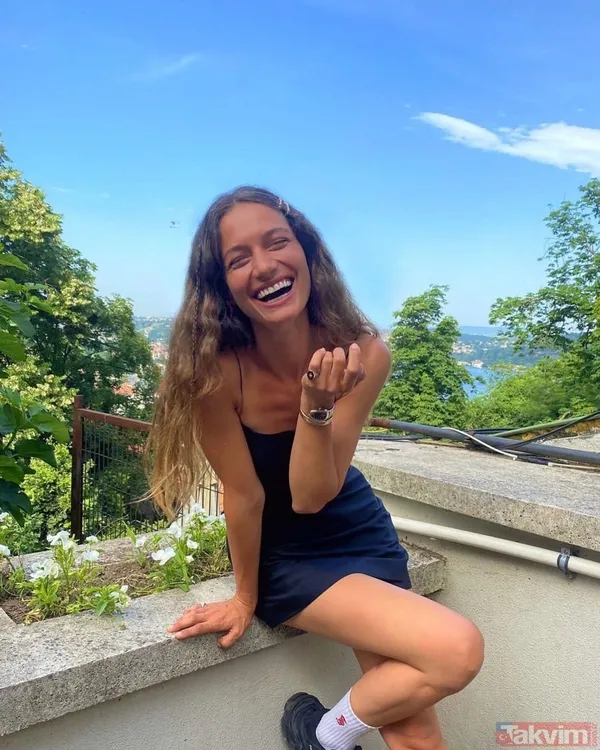 Gülcan Arslan bikinili pozlarıyla sosyal medyayı salladı yorum yağmuruna tutuldu! Barbaroslar Akdeniz'in Kılıcı'nın Despina'sına bakın... - 1