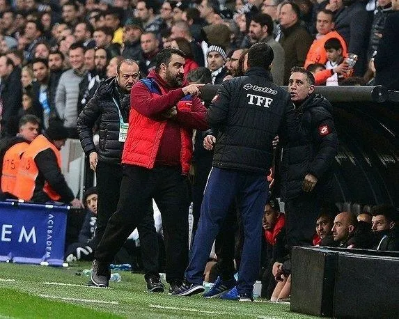 Şenol Güneş ile Ümit Özat arasında gerilimli anlar-11