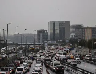 Artık İstanbul’da her saat trafik kaput!