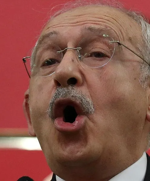 kilicdaroglu-chp-binasina-ben-kemal-geliyorum-pankarti-asti-ama-adresi-yazmadi-takvim-rotasini-cikardi-1675467150958.jpeg