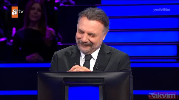 "Stüdyoda Daha Farklı Oluyor" Kaynarca'nın İsteği Üzerine Sözlerini Kendi Yazdığı Parçayı Seslendiren Süleyman, Performansının Ardından İlginç Bir Savunma...