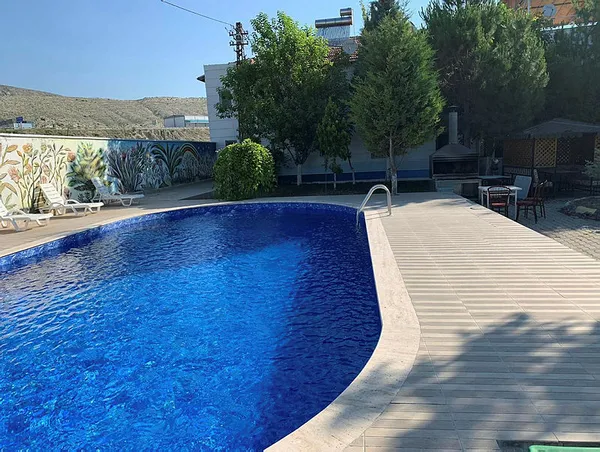 ankaradaki-dam-operasyonu-pavyon-isleten-suc-orgutundeki-6-zanli-tutuklandi-1594116170871.jpg Ankara'da "Dam" operasyonu! Pavyon işleten suç örgütündeki 6 zanlı tutuklandı-6