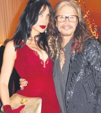 Coronavirüs ABD'yi tüketti! Sosyetik Demet Öger böyle seslendi: Türkiye'nin değerini bilin-1