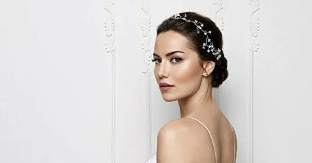 Fahriye Evcen Den Makyajsiz Paylasim Evcen E Karan Etkisi Takvim