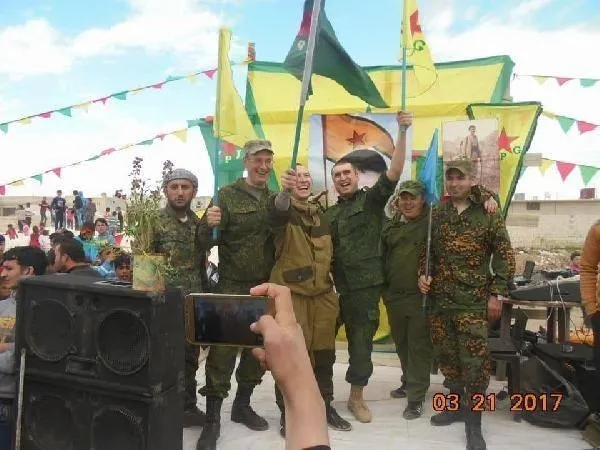 Ruslardan PKK'lılarla Nevruz kutlaması!-1