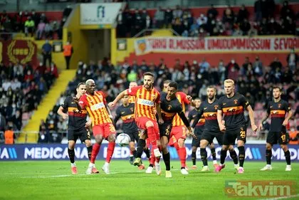 Galatasaray’da Fatih Terim çılgına döndü! Kayserisporlu isme çok sert sözler
