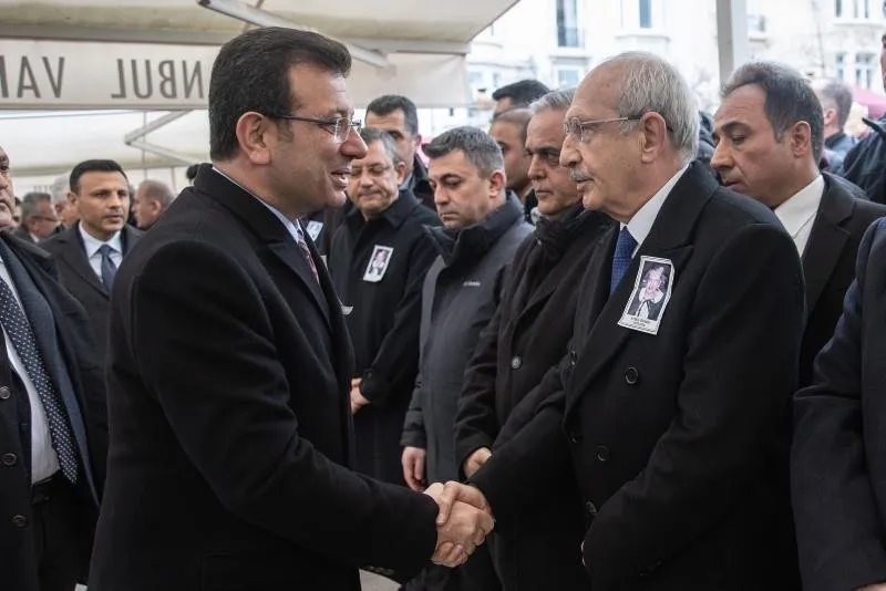 chpde-gerilim-yukseliyor-intikam-atesiyle-yanan-kemal-kilicdaroglu-ekrem-imamoglunun-davetini-reddetti-1706196988867.jpeg
