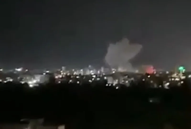 İsrail Lübnan’ın güneyine saldırdı!