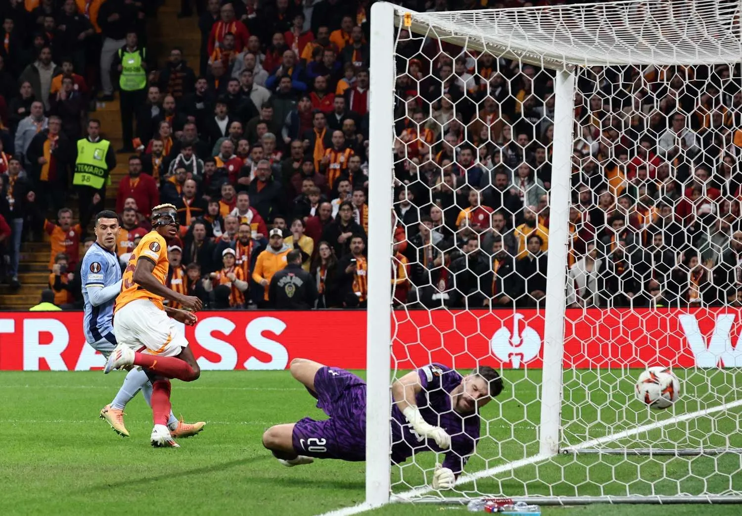 Galatasaray Victor Osimhen için geri sayımda! Tarihe geçecek adım - 17