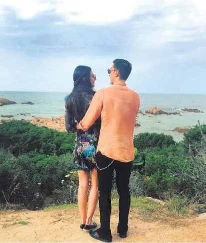 mutlu-ve-mesut-1602800228908.jpeg Amine Gülşe'den eşi Mesut Özil'e romantik kutlama! Aşk dolu pozlara beğeni yağdı-2