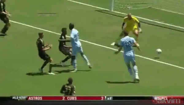 Mario Balotelli'nin Sergen Yalçın'a hareketi ilk değil! Rakibinin kafasını ezmiş şimdilerde Adana Demirspor forması giyen Balotelli... - 15