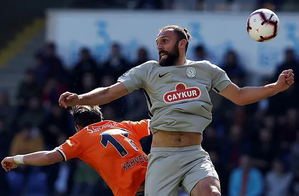 Başakşehir'e Çaykur Rizespor çelmesi-1