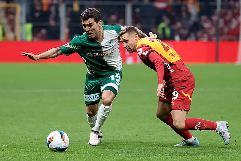 Galatasaray'da ayrılık zamanı! Ünlü teknik direktör o yıldızı istedi - 6