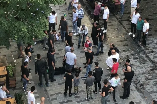 Taksim Talimhane'de meydan kavgası kamerada