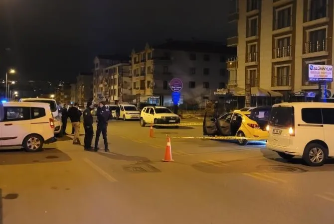Sevgilisini öldürdü! Kaçtığı takside intihar etti