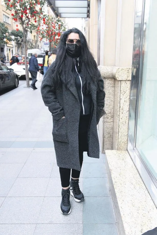 sevgilisi-bugrahan-tuncerle-ayrilik-haberleri-cikan-eda-eceden-sasirtan-cevap-sinirlenince-1645298657552.jpeg Sevgilisi Buğrahan Tuncer'le ayrılık haberleri çıkan Eda Ece'den şaşırtan cevap! Sinirlenince...-5