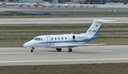 Atatürk Havalimanı'nda jet düştü-2