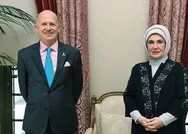 Emine Erdoğan, Birleşik Krallık Ankara Büyükelçisi Dominick Chilcott ile görüştü