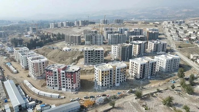 Hatay'da ay sonuna kadar 7 bine yakın ev hak sahiplerine teslim edilecek-2