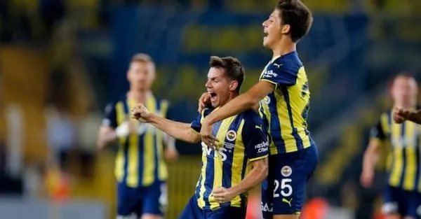 fenerbahce-sampiyonluk-icin-eline-kalemi-kagidi-aldi-1681248294162.jpeg