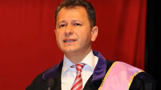 halis-aygun-kimdir-kac-yasinda-nereli-osym-baskani-halis-aygun-gorevden-alindi-mi-neden-iste-biyografisi-ve-ha-1659505948244.jpg ÖSYM Başkanı Halis Aygün görevden alındı mı, neden? Halis Aygün kimdir, kaç yaşında, nereli? İşte biyografisi ve hayatı...-4