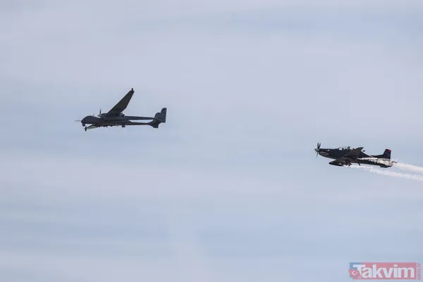 Başkan Erdoğan TEKNOFEST'te! Aziz Sancar ve öğrencilerle birlikte gösteriyi izledi - 15