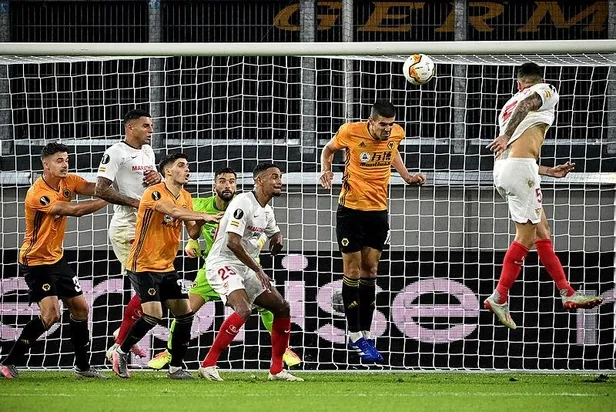 uefa-avrupa-liginde-wolverhamptoni-1-0-yenen-sevilla-yari-finale-yukseldi-1597186577297.jpeg