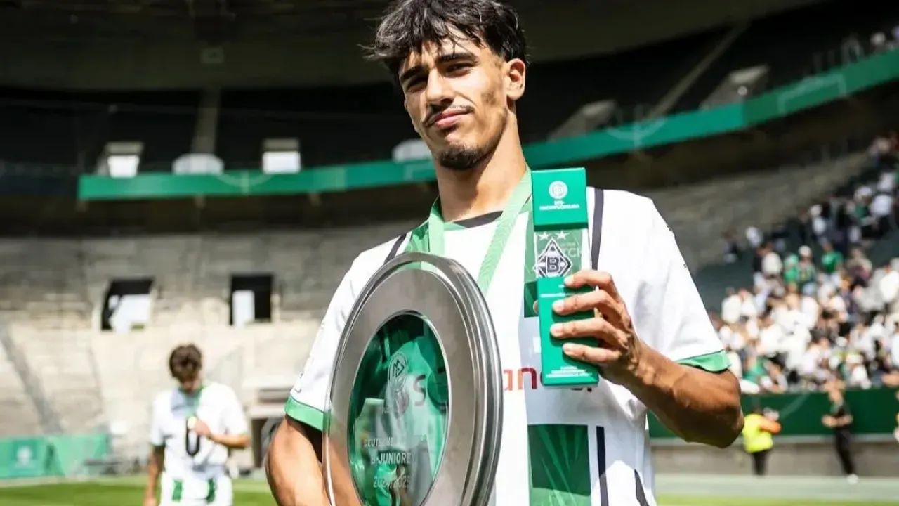 Galatasaray'ın 2 eski yıldızı dönüyor! 3 transfer yolda - 13