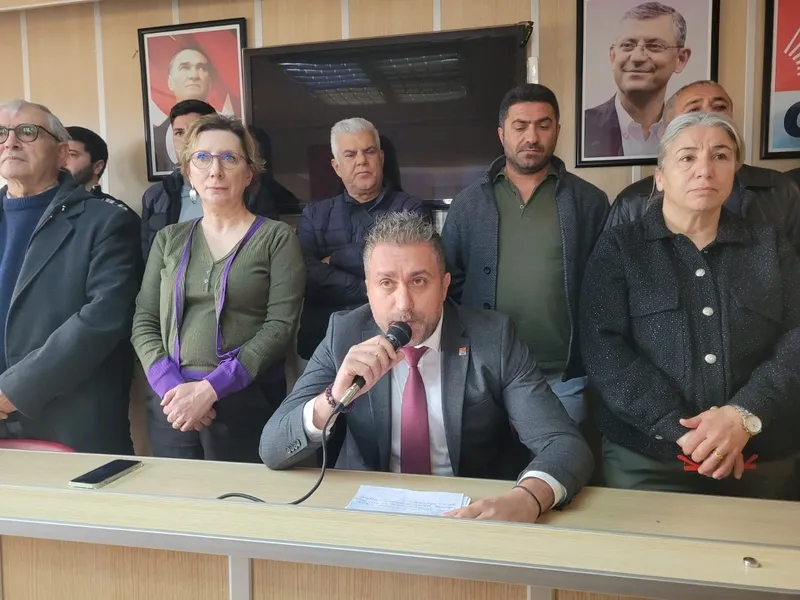 Son dakika: CHP Didim ilçe yönetimi istifa etti: Ön seçim dediler başkan adayı atadılar-2