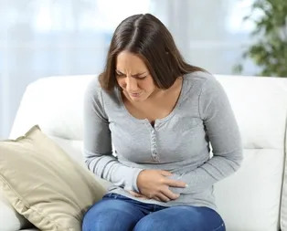 Adet sancısı nedir? Nasıl geçer?