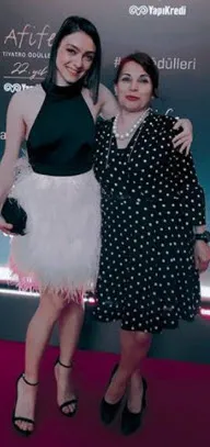 Kuruluş Osman'ın yıldızı Burak Özçivit'in babası Bülent Özçivit'e bakın! Burak Özçivit babasının adeta kopyası... - 12